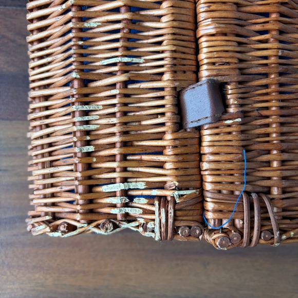 Grey Goose Wicker Picnic Basket Carrier Bag Blue‎ Strap Handle - Picture 5 of 9